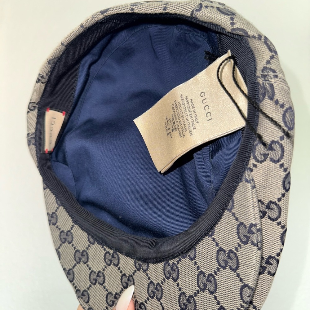 Gucci Beige and Navy Monogram Cap size Med - Picture 6 of 6